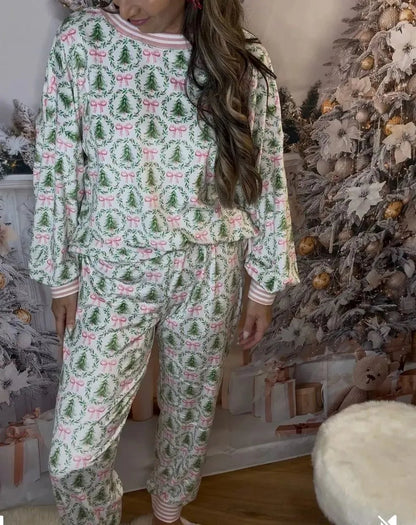 🎄Kerstbomen en strikken pyjamaset