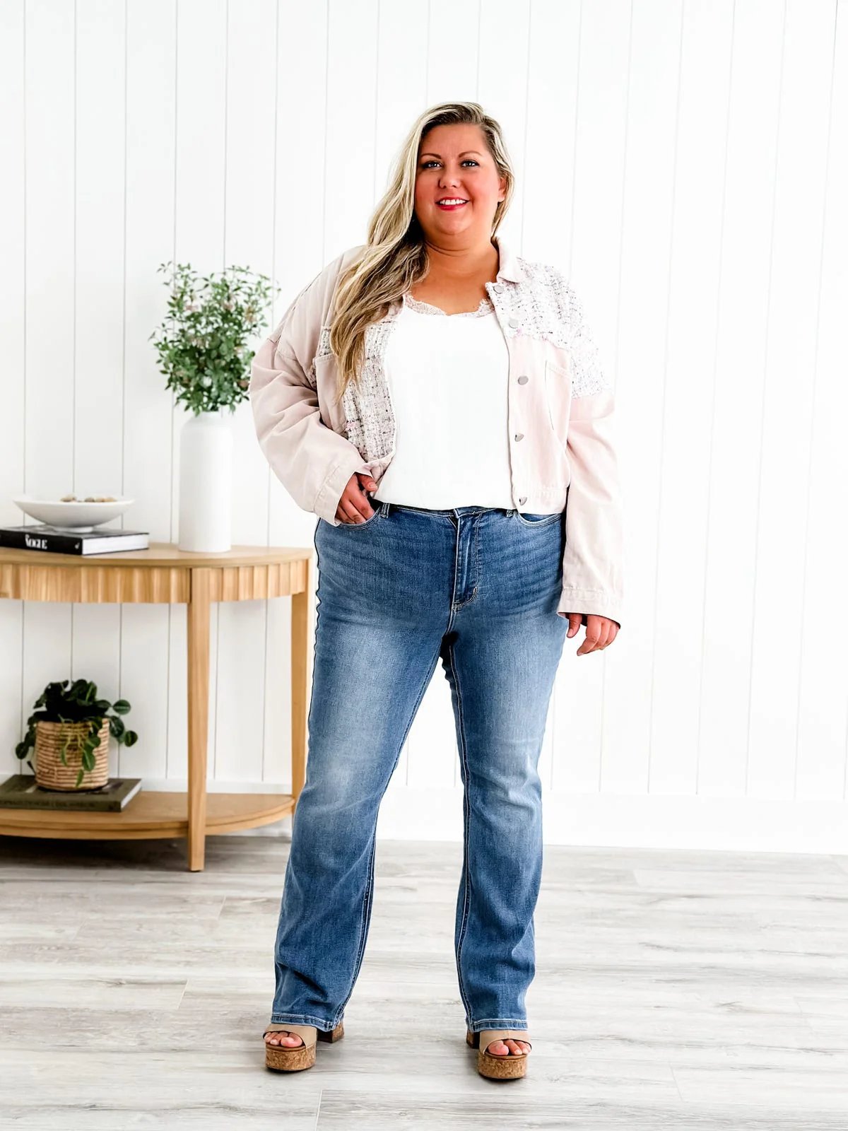 Trompetjeans met getailleerde taill