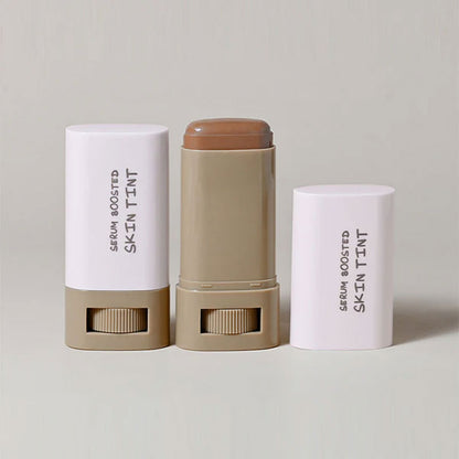 Hydraterende en verhelderende foundationstick met serum